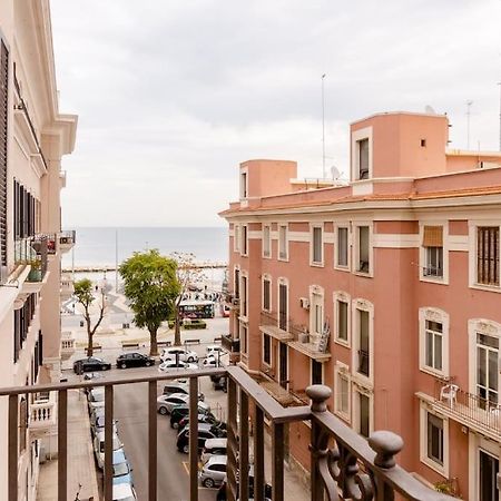 Casa Jole, Appartamento In Centro Bari Luaran gambar