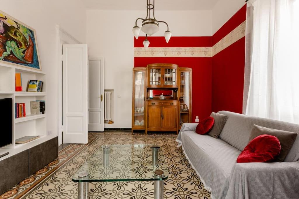 Casa Jole, Appartamento In Centro Bari Luaran gambar