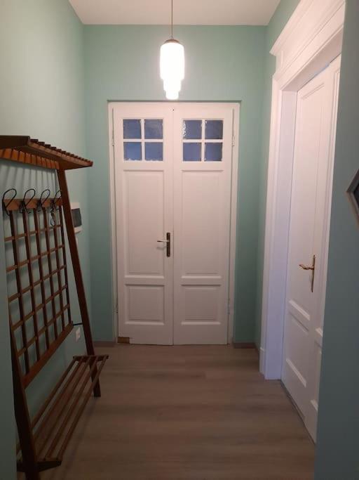 Casa Jole, Appartamento In Centro Bari Luaran gambar